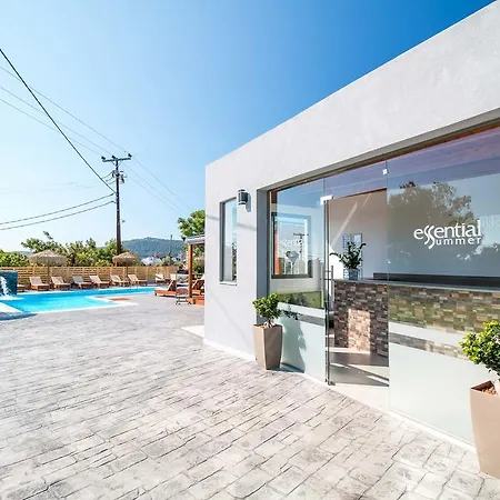 Essential Summer 5*